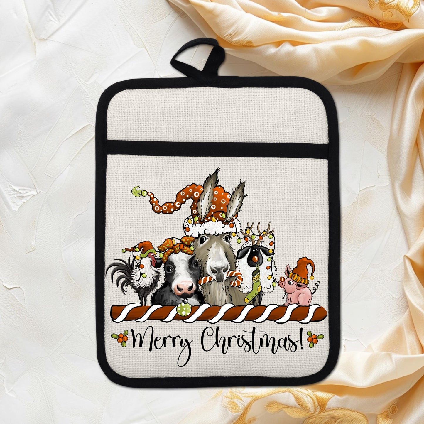 Farm Animal Christmas Pot Holder  Funny Holiday Kitchen Decor with Chicken Cow Llama Pig  Sheep Design