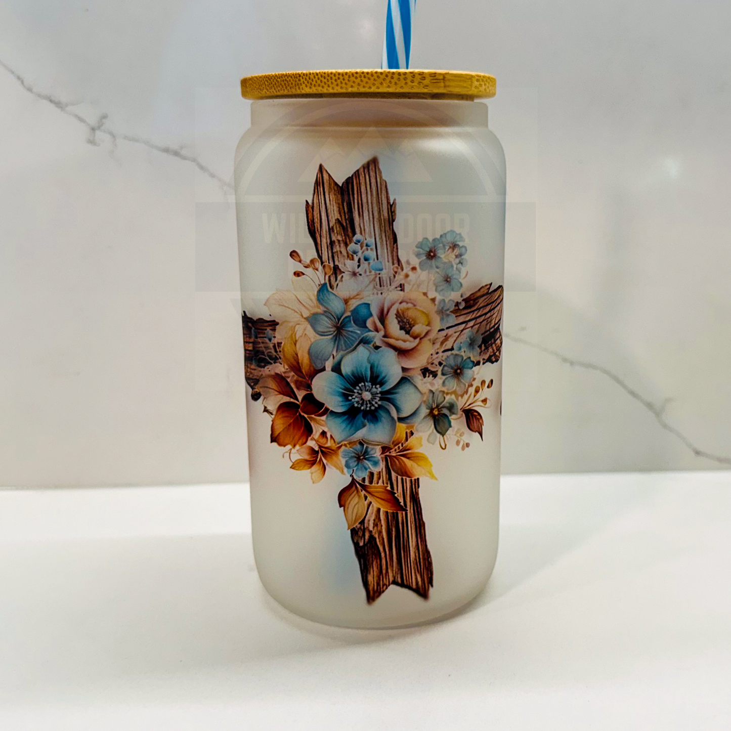Rugged Floral Cross Iced Glass Coffee Cup with Straw and Lid, Religious Glass Cup