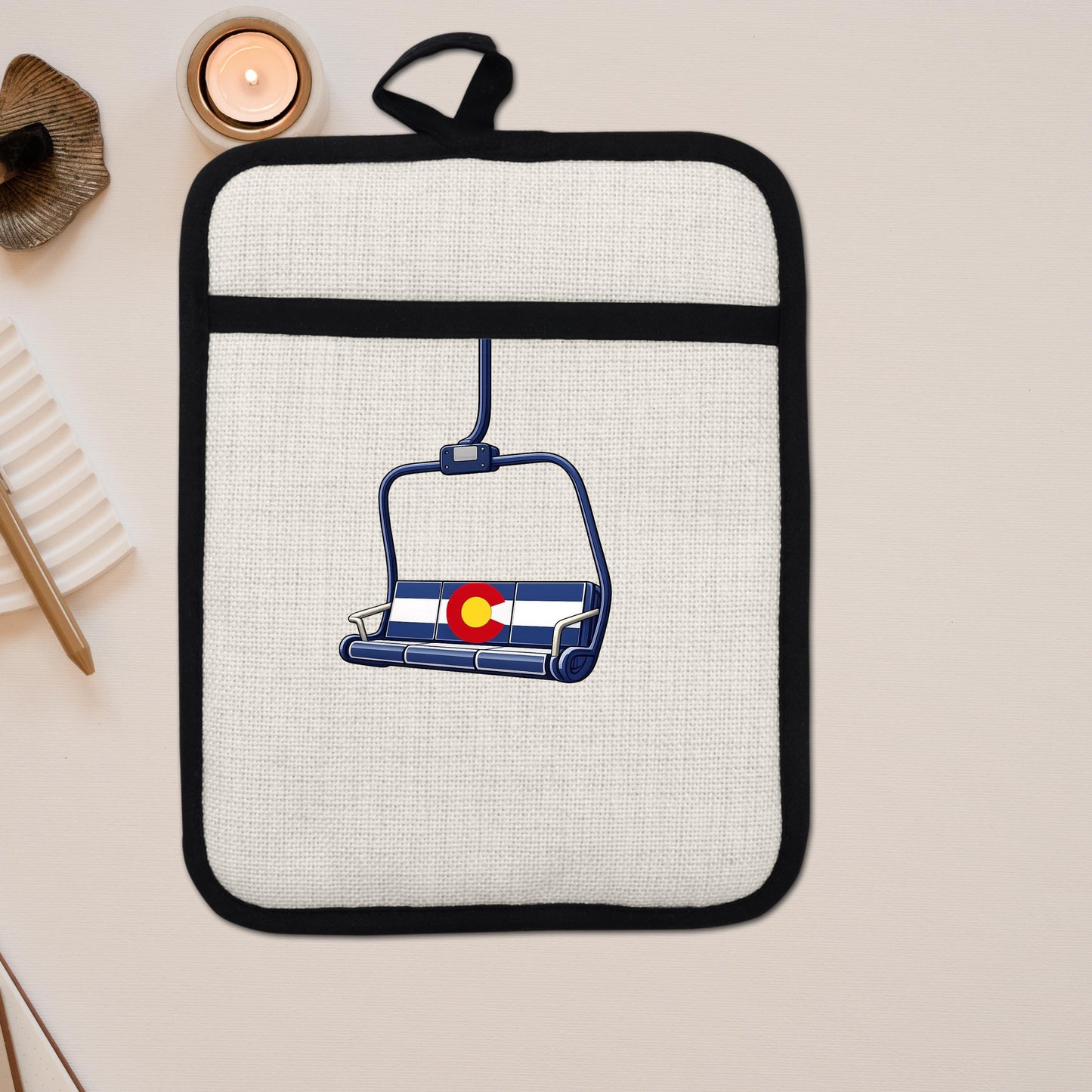 Colorado Flag Pot Holder – Ski Lift Pot Holder with Heat Resistant Mitt & Non Slip Trivet
