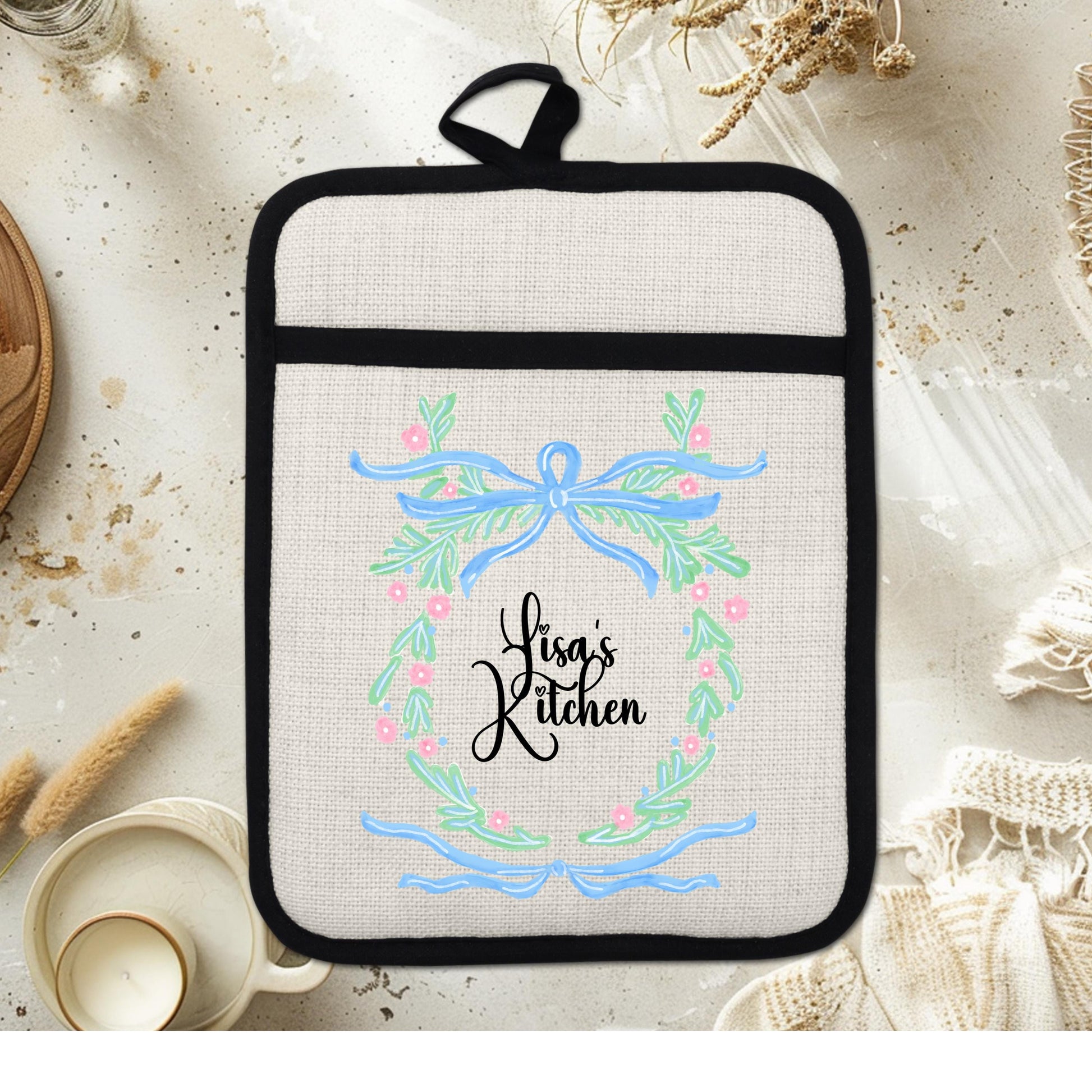 Personalized Pot Holder – Custom Name Floral Kitchen Gift With Linen Pocket - scale and size reference