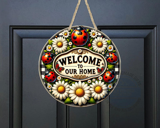 Welcome Door Hanger - Outdoor Aluminum Round Sign With Ladybug & Daisy Design