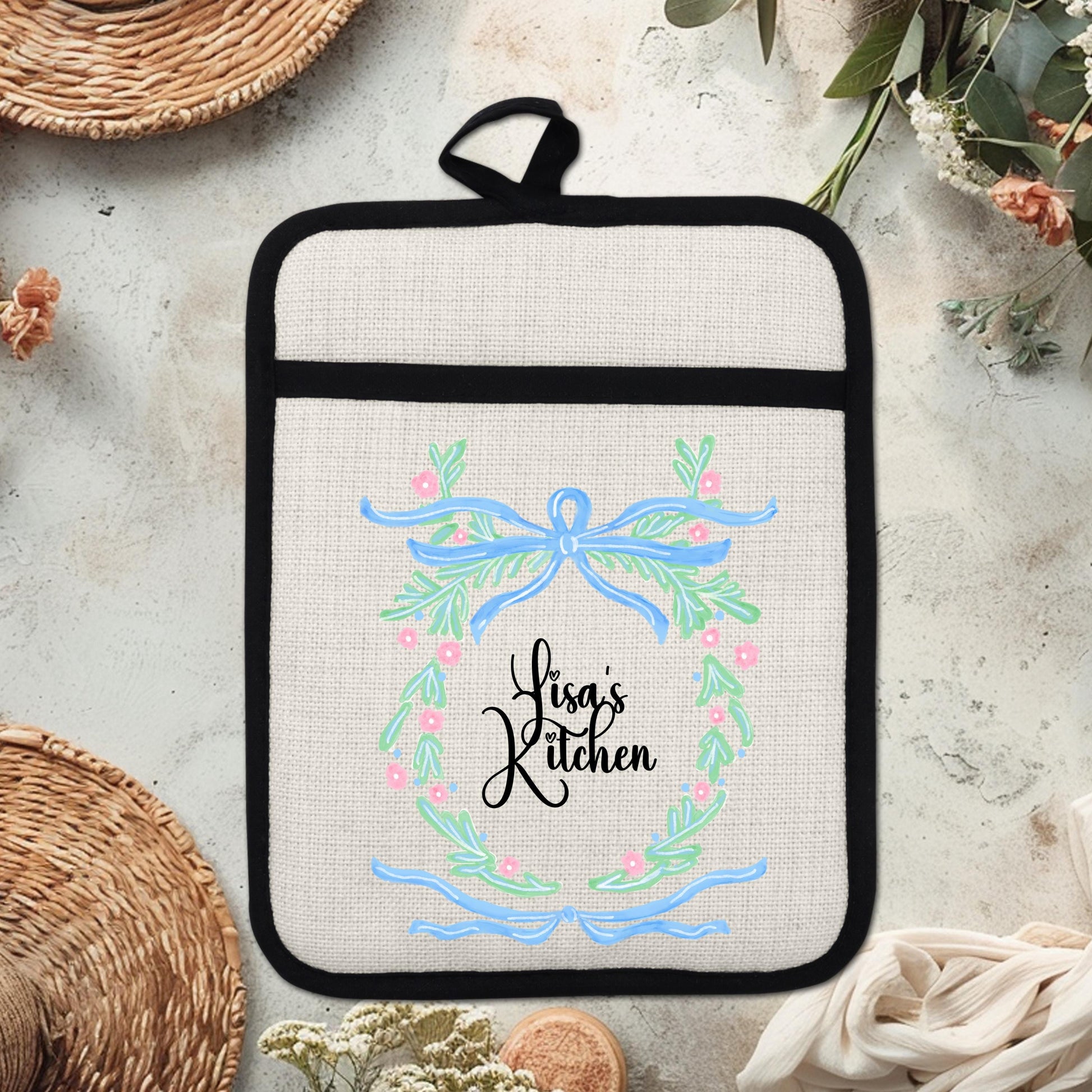 Personalized Pot Holder – Custom Name Floral Kitchen Gift With Linen Pocket - packaging and presentation