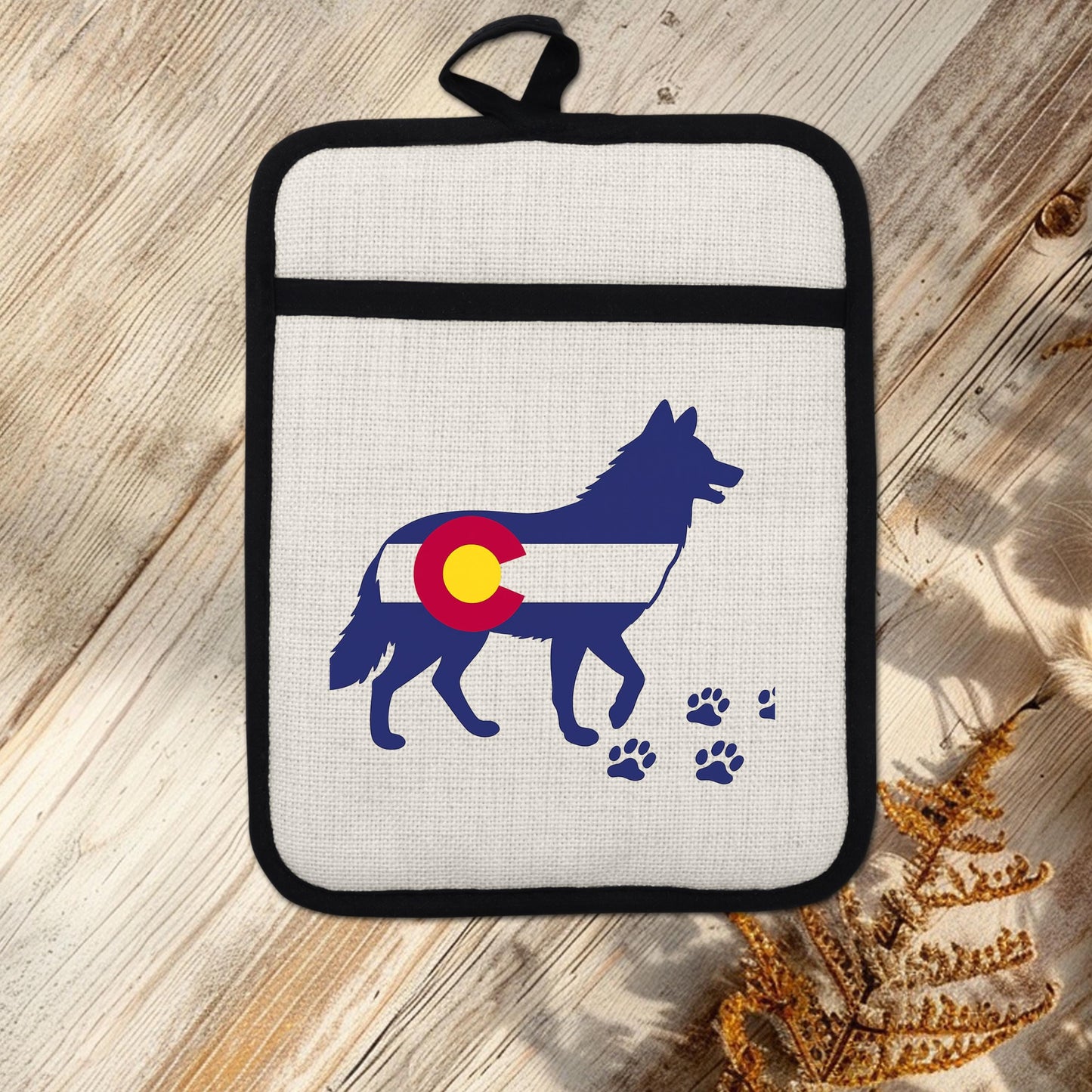Colorado Wolf Pot Holder - Linen Front, Silicone Trivet, Heat Resistant Pad