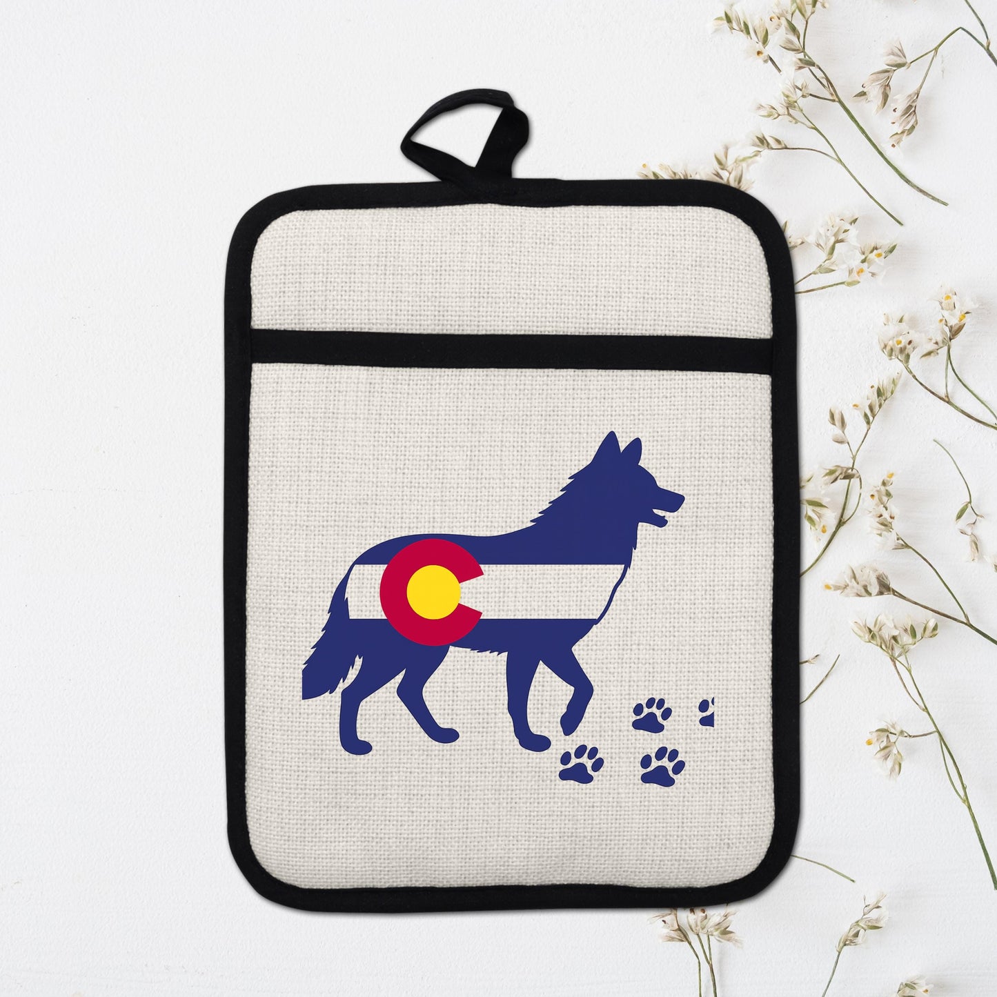 Colorado Wolf Pot Holder - Linen Front, Silicone Trivet, Heat Resistant Pad