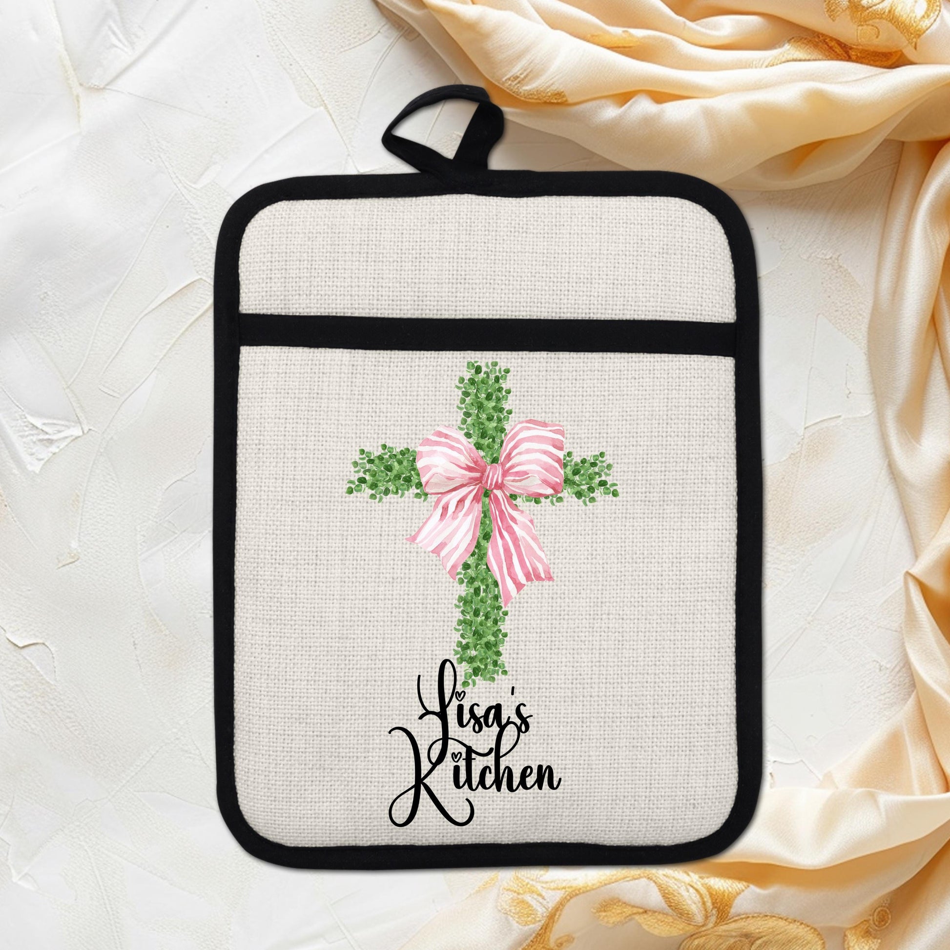 Personalized Cross Pot Holder – Pink Floral Cross, Custom Name Kitchen Gift - detail view