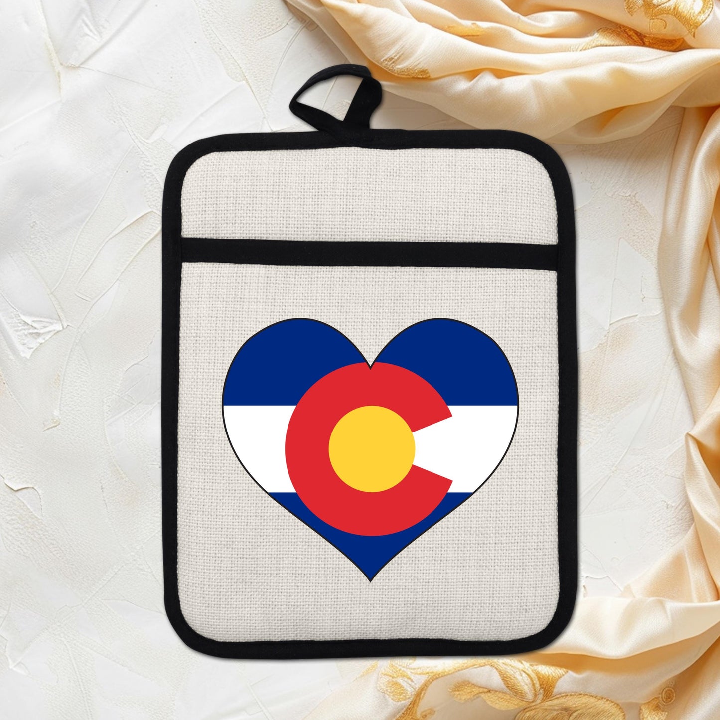 Colorado Heart Pot Holder – Silicone Pot Holder with Linen Front & Heat Resistant Trivet